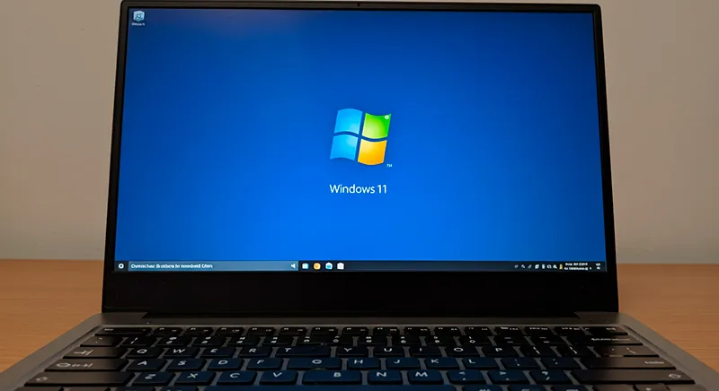 Instalación profesional de Windows 11 en un computador portátil por TECNOCOM VALLE en Buga